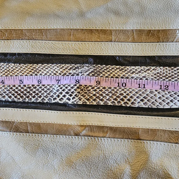 Elegant Multi-Color Leather Hobo Bag - Picture 8 of 9